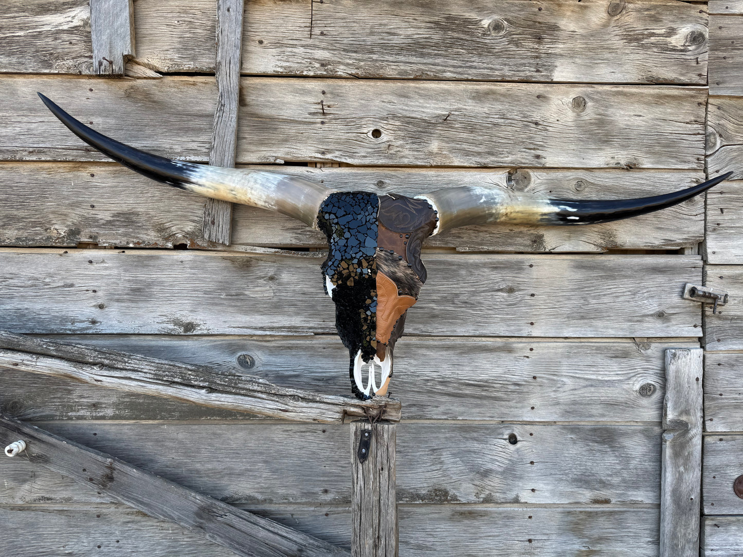 Kick Up Your Boots Longhorn